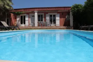 Image of Spacious, modern villa + heated, not overlooked swimming pool