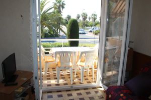 Image of Apartment in a fenced residence, 50m from the beach
