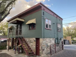 Image of Carriage Apartment short walk to downtown Prescott.