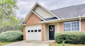 Image of Spacious 3BR 3BA only 5 minutes from Masters