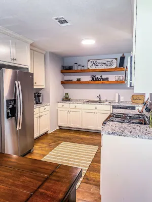 Image of NRH Retreat in the Heart of it All! Sleeps 8!