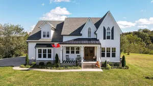 Image of Gated Private Estate With Pool, Hilltop Views, and Game Room on 8 acres
