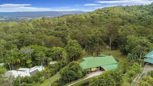 Image of Noosa hinterland acreage close to the beach