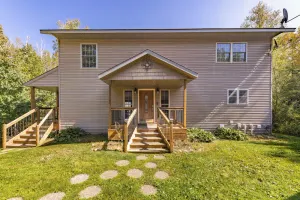 Image of Family Cabin near Mt. Itasca & Trails: Kayaks & firewood Included