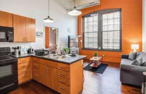 Image of 🌆^1 NY Style Centric Loft with King Bed by Park av