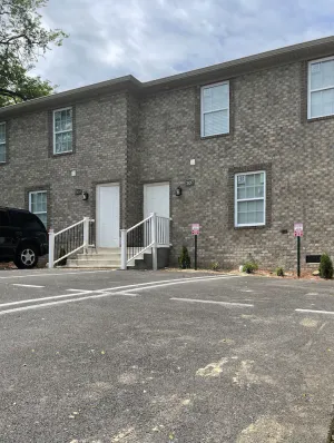Image of Fabulous 3-bedroom unit with luxurious king bed
