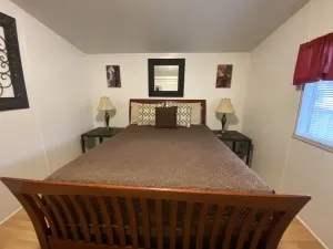 Image of 50% to Book the Retreat Home- Clean 3BR - Sleeps 6- By TNT