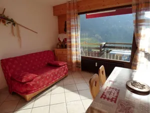 Image of Studio rénové avec cabine - 26m² - 5 pers - Balcon exposé sud - Près skibus et remontées mécaniques - FR-1-458-125