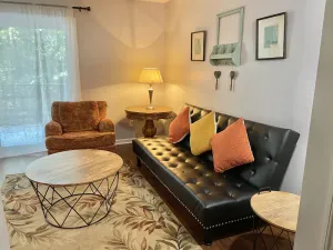 Image of Hidden gem in downtown. Close to FSU\/FAMU\/Cascade. Quiet area. Lots of trees.