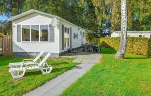 Image of 3 Bedroom Stunning Home In Heinkenszand