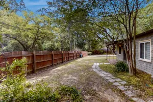 Image of Budget-friendly studio near downtown Tallahassee with washer\/dryer, WiFi & AC