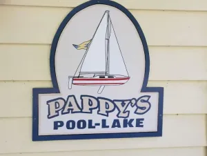 Image of Pappy's Pool Lake: A Lakeside House with Pier, Private Boat Ramp, Screened porch