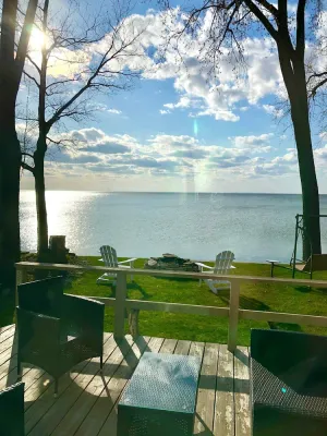 Image of WATERFRONT HOME.  Gorgeous Sunsets. Sleeps 5!