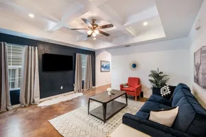 Image of SP1  20% OFF New 3BR Home for Families or Large Groups 5-mins from Methodist