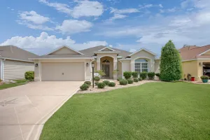 Image of Beautiful 2\/2 Designer Home is located North of 466A, Near Lake Sumter Landing.