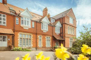 Image of Kent House: contemporary flat close to seafront