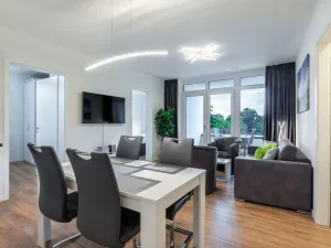 Image of Exclusive apartment with loggia and two bathrooms, located directly by the park - Godewindpark