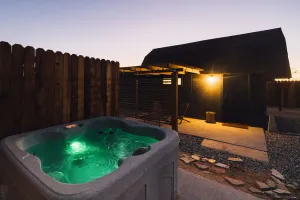 Image of {The Birdie} King Bed, Hot Tub, Outdoor Soaking Tub. Near JTNP
