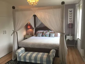 Image of 2 Bed Luxury Duplex Sleeps 4 \/ 5 min walk FAST CHILTERN LINE - Marylebone 25 min