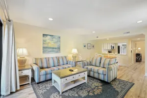 Image of Updated luxury golf condo in Shipyard at the Greens! Bikes & Beach Gear included