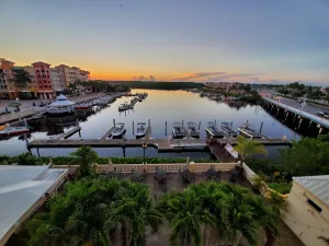 Image of Bayfront Inn 5th Avenue