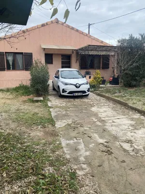 Image of Villa Mitoyenne.