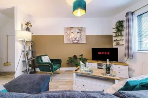 Image of Spacious 3-Bed house in Chester by 53 Degrees Property, Ideal for Families & Professionals, FREE Parking - Sleeps 7