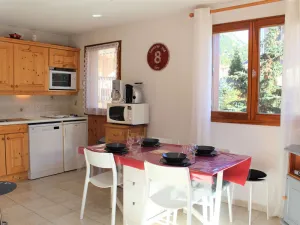 Image of Appartement cosy 2 pièces, 6 couchages, à 100m des pistes et commerces, Vars Les Claux - FR-1-330B-151