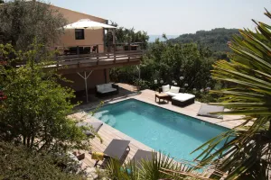 Image of Architect-designed house with a private swimming pool and a panoramic view 4*.