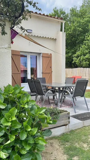 Image of Looking for a charming, practical duplex just 3 minutes from the beach.