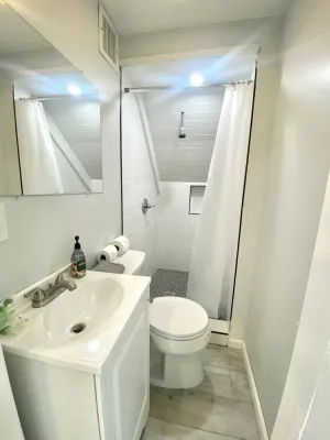 Image of HA3: Private Studio with Full bathroom and Kitchenette