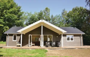 Image of Three-Bedroom Holiday Home In Tikob