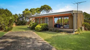 Image of Philippas Paddock