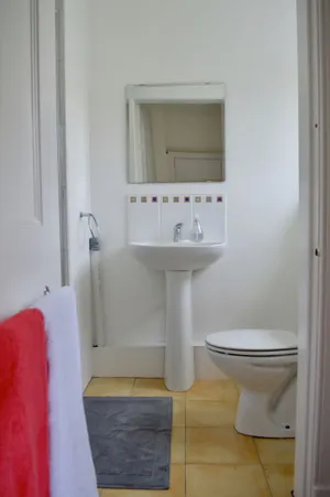 Image of Stylish Two Bed, Bruntsfield Apartment, Edinburgh