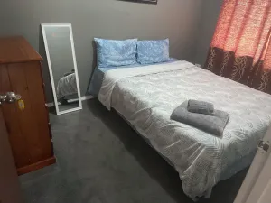 Image of Entire Residential 4\/2 Home and clean family home