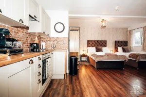 Image of Sleek and Pet-friendly Studio Flat with FREE WIFI and PARKING