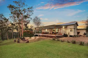 Image of Spotted Gum - A Tranquil Mountain Retreat Surrounded by Nature