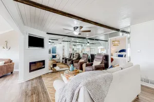 Image of Bayfront condo near beach\/golf with harbor views, central AC, & W\/D