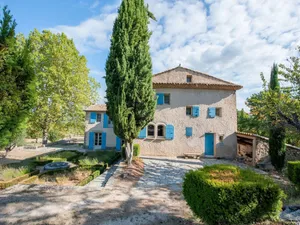 Image of Bastide with pool and panoramic views