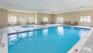 Image of Free Daily Breakfast, Shared Hot Tub + Pool | King Suite