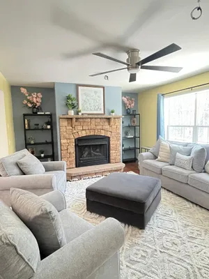 Image of Comfortable House w\/ Private Gym + back Deck