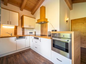 Image of Very attractive and well cared for apartment
