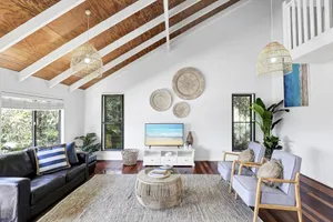 Image of Spacious and central, close to all Point Lookout has to offer.