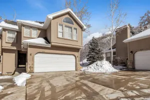 Image of 8 beds, Best location hot tub, ping pong  Located between the Cottonwood Canyons
