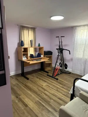 Image of Pets allowed 2 Bedroom apartment with Balcony quiet area.
