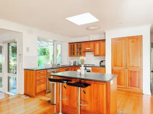 Image of Serene 4Bed2Bath House w Parking Near Mornington Peninsula