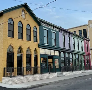 Image of RainbowRow~The Caliente Flat