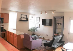 Image of Carey Way Quarters-Stylish 3BR Loft-Prime Location