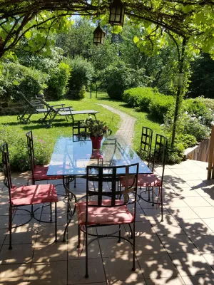 Image of La Colline aux Oiseaux