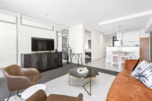 Image of Luxe Chic 3bd Apt City Skyline Views